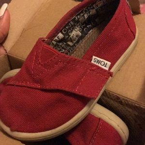 Toms shoes